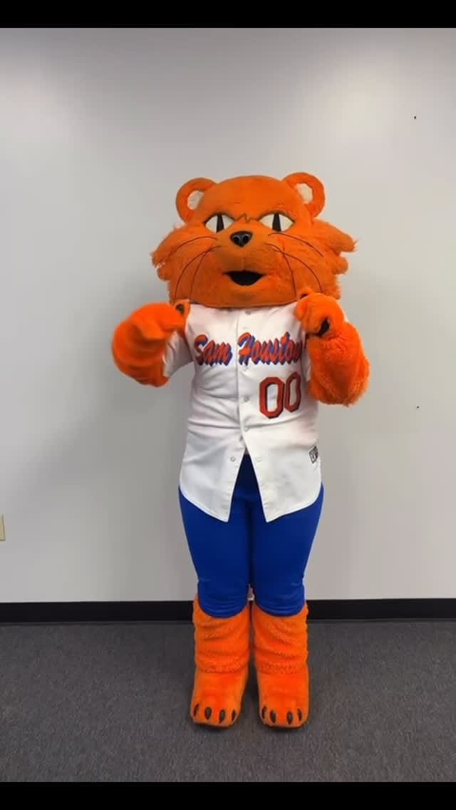 Post 4 by Sammy the Bearkat on Instagram (video)