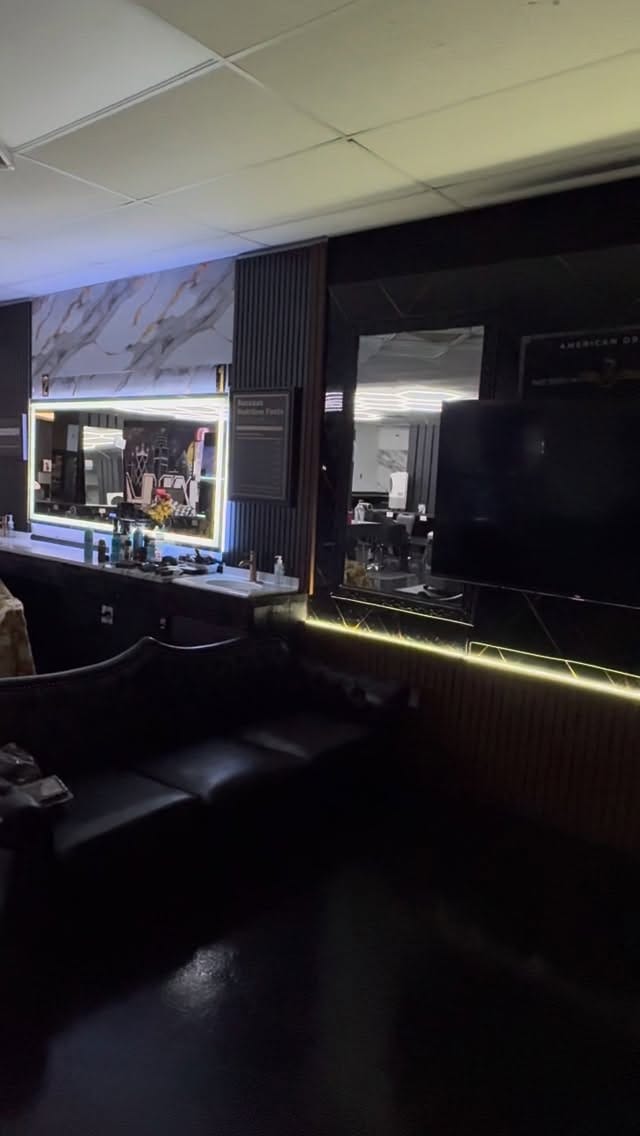 Post 2 by Joel Eduardo Huerta on Instagram (video)