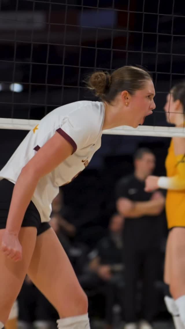 Post 7 by Loyola Women’s Volleyball on Instagram (video)