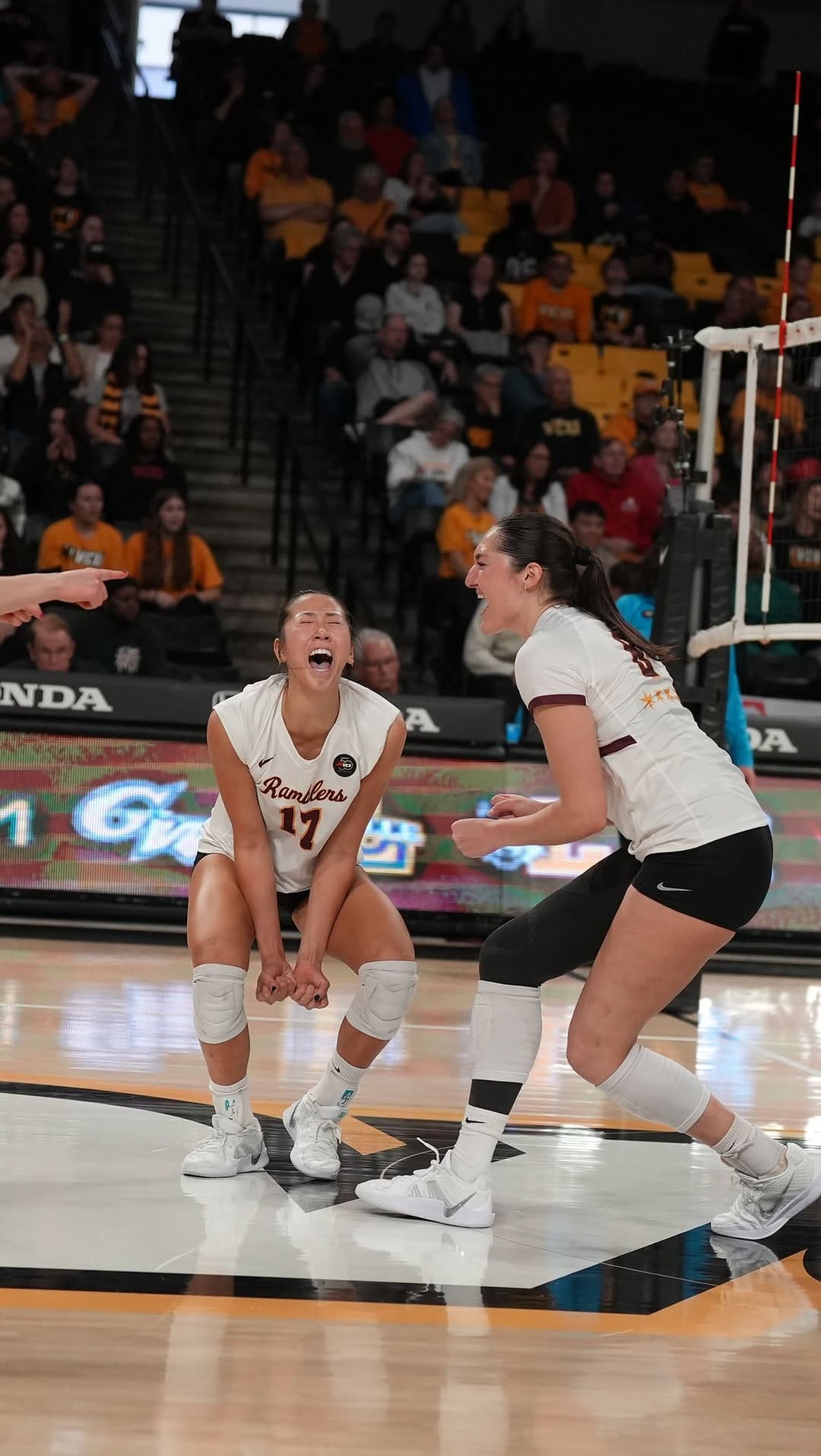 Post 8 by Loyola Women’s Volleyball on Instagram (video)