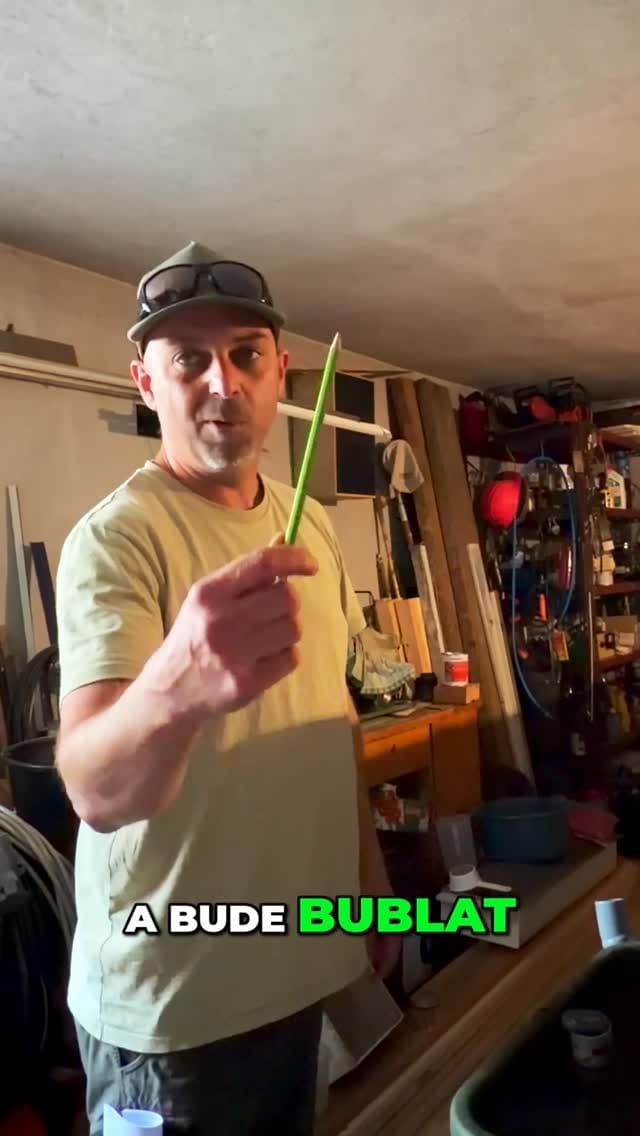 Post 3 by Igor Slavík on Instagram (video)