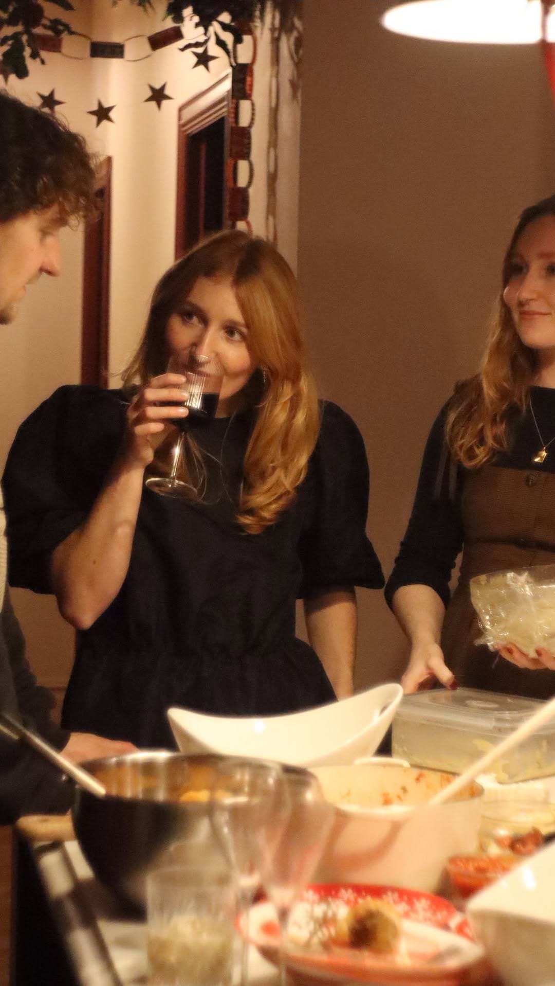 Post 4 by Lucy Parker on Instagram (video)