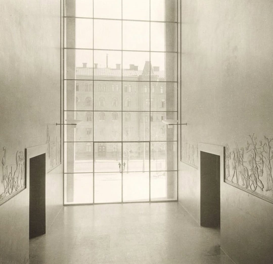 Post 5 by HUSBAND WIFE on Instagram (image)