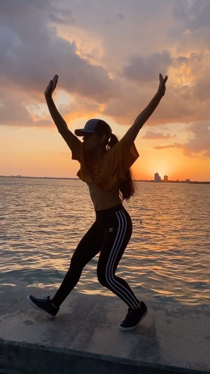 Post 1 by Danza Club - 𝒃𝒂𝒊𝒍𝒂 𝒚 𝒅𝒊𝒔𝒇𝒓𝒖𝒕𝒂! on Instagram (video)