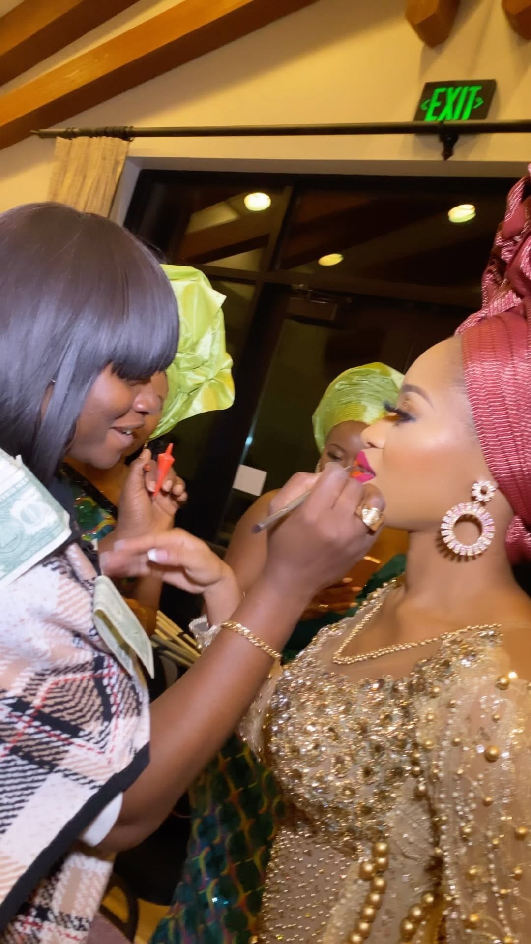 Post 8 by Atlanta Makeup Artist on Instagram (video)