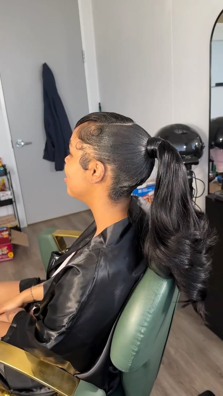 Post 9 by Houston THE NIGHT Cosmetologist🦸🏾‍♀️ on Instagram (video)