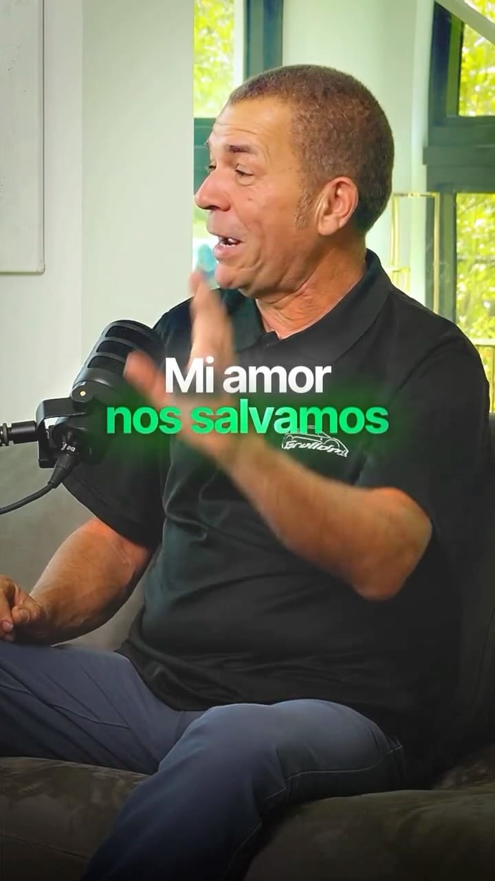 Post 5 by Grullón GT on Instagram (video)