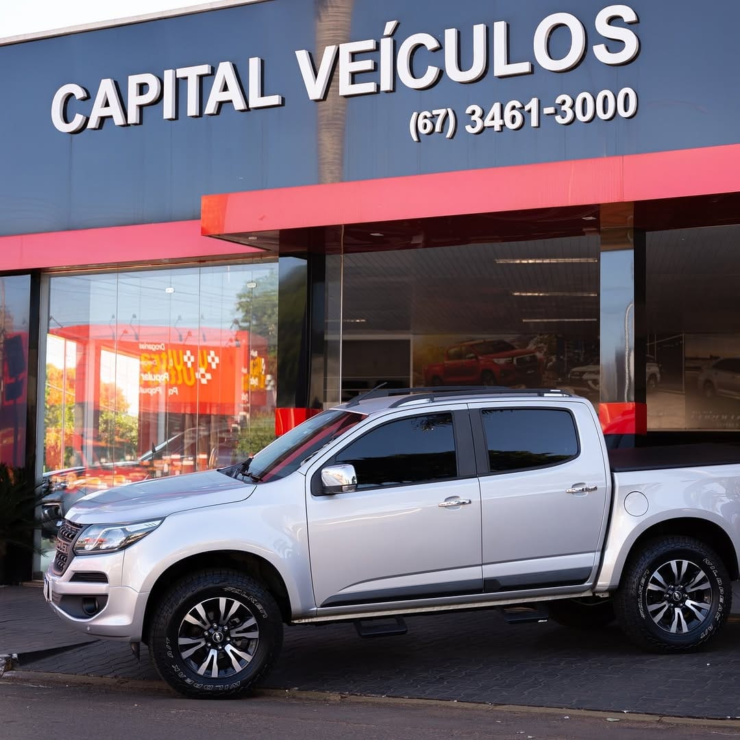 Post 9 by Capital Veiculos Naviraí Ms on Instagram (carousel)