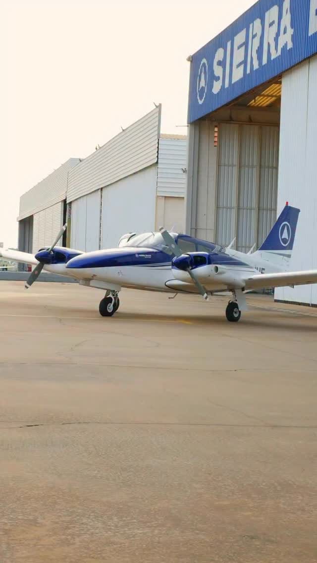 Post 5 by Sierra Bravo Escola de Aviação on Instagram (video)