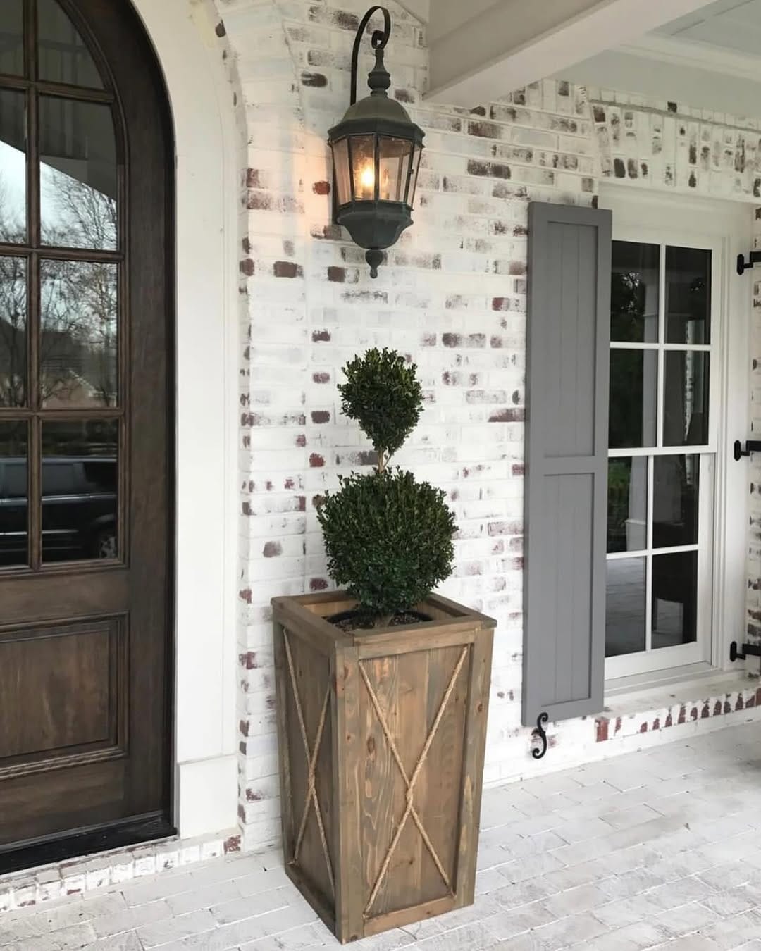 Post 8 by Atlanta Interior Designer on Instagram (carousel)