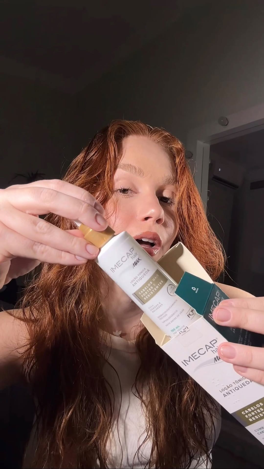Post 10 by Victória Sayão on Instagram (video)