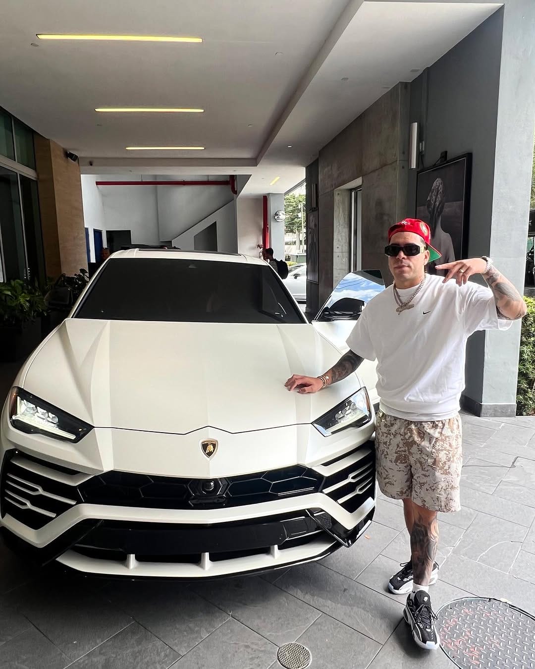 Post 9 by Murci Luxury on Instagram (image)