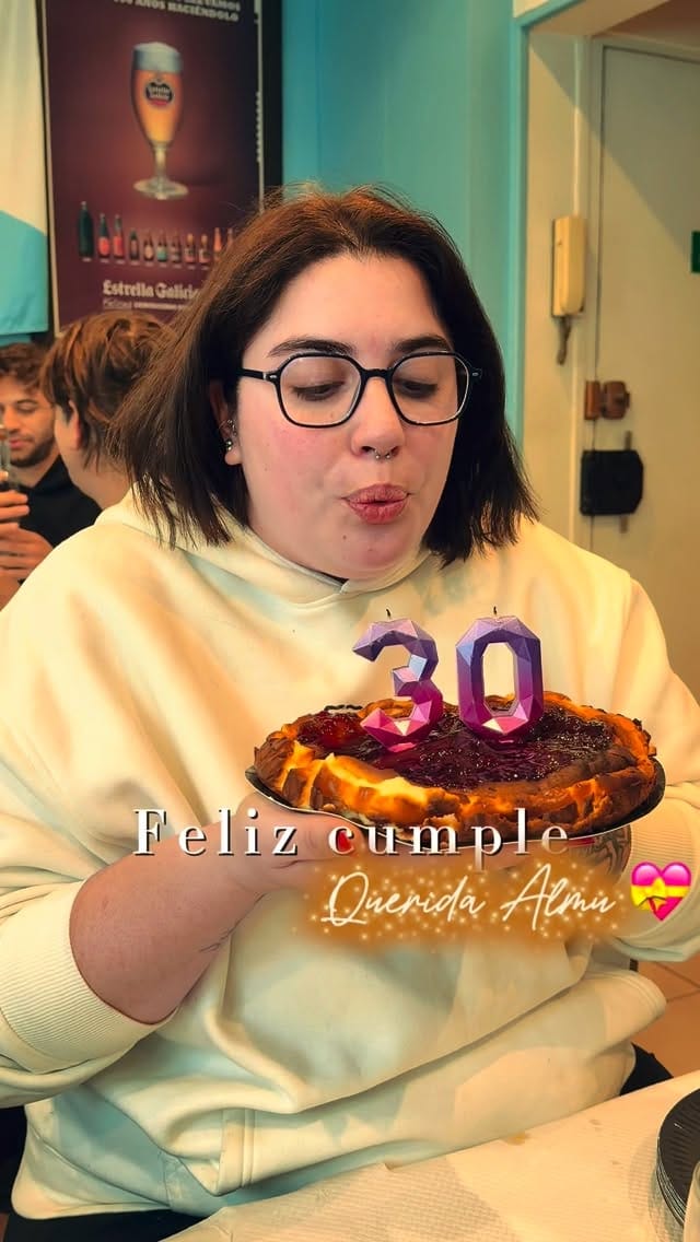 Post 7 by ALMUDENA CASADO on Instagram (video)