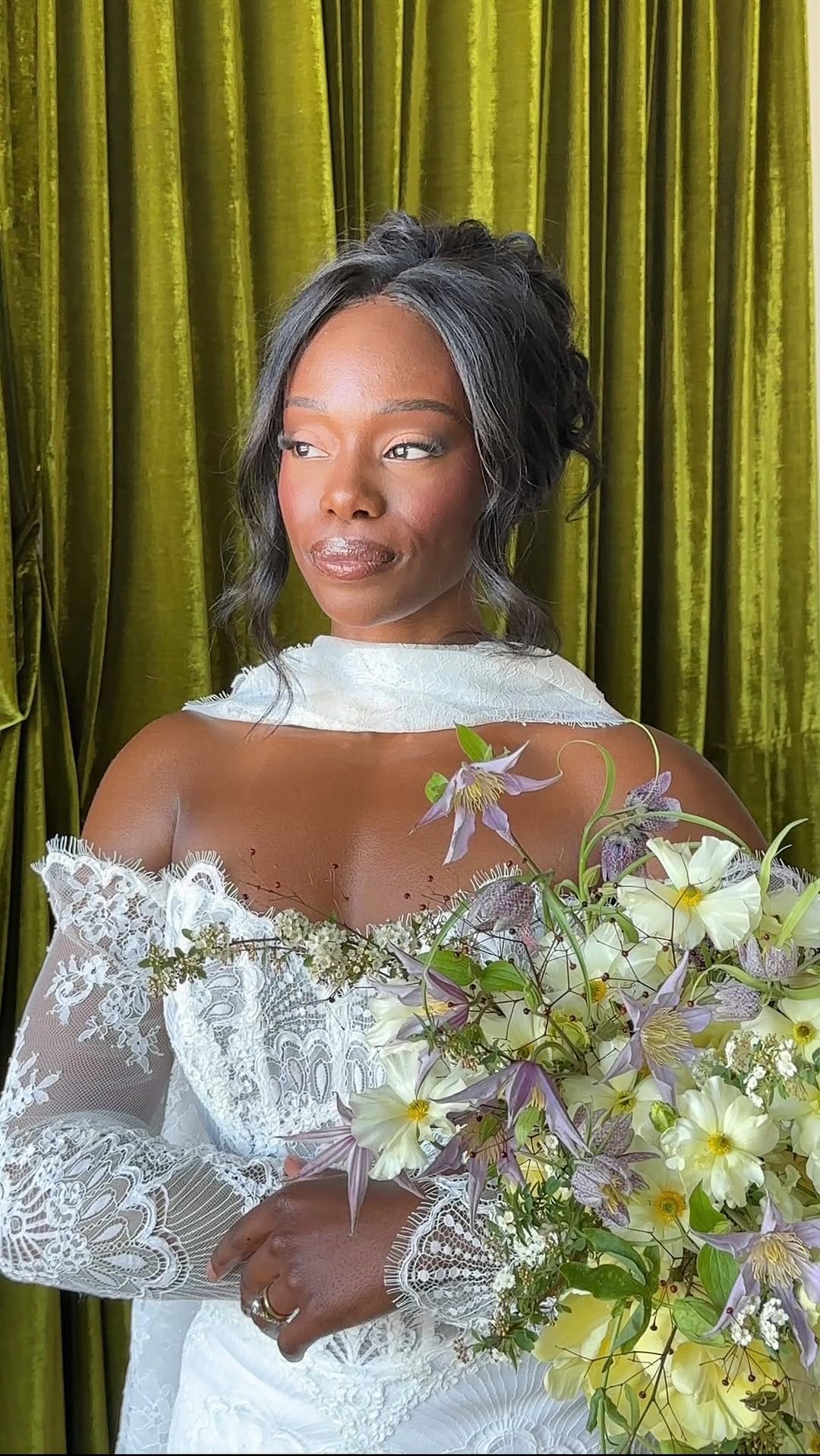 Post 8 by Grace Welch | Victoria Bridal Makeup Artistry on Instagram (video)