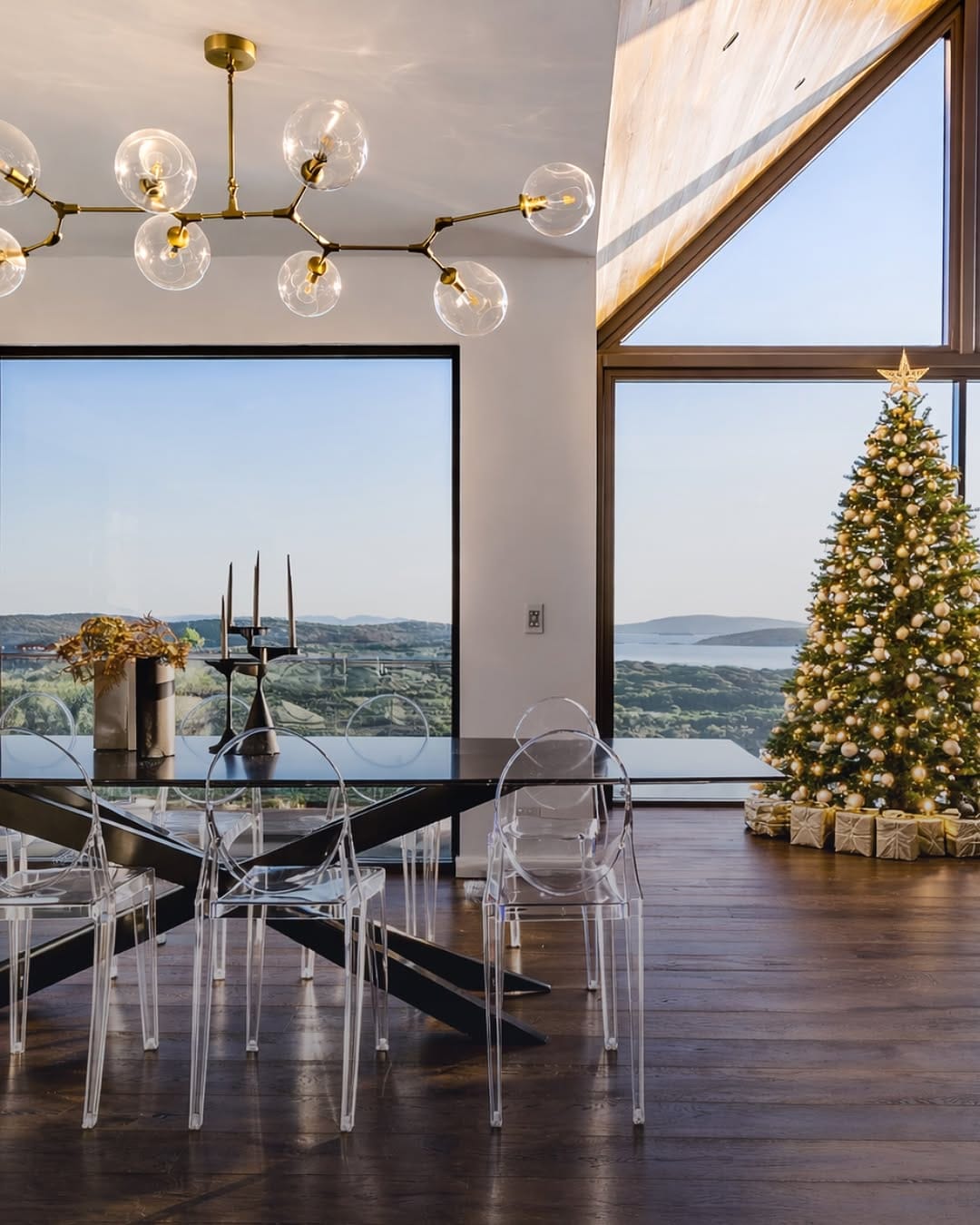 Post 8 by Latitude 35°5 | Luxury Holiday House on Instagram (image)