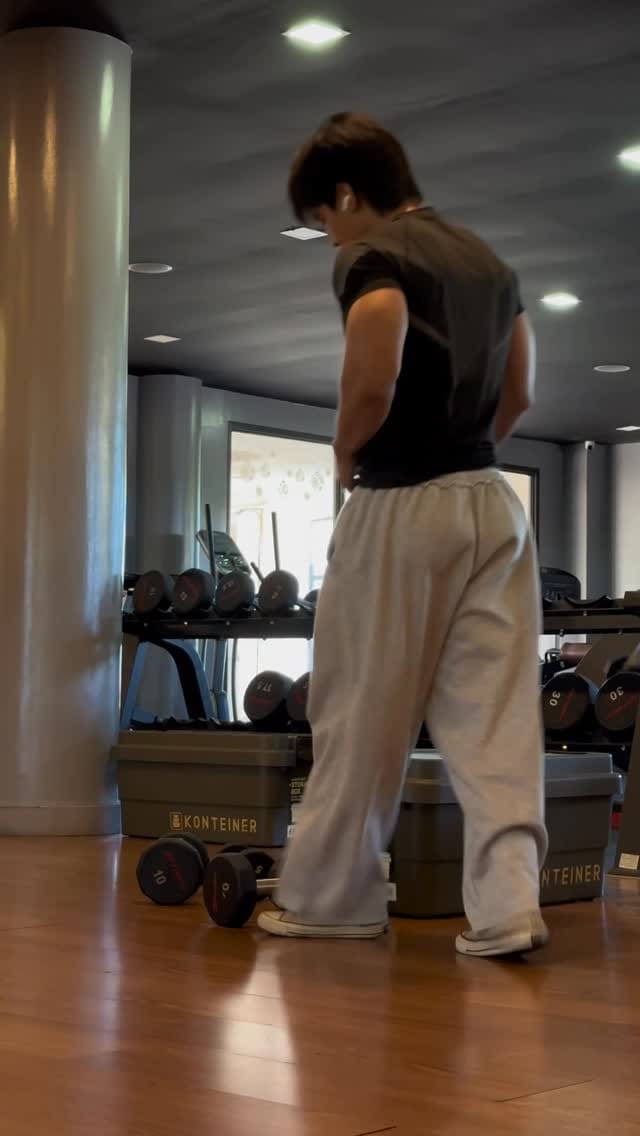 Post 2 by Patrick Joseph Victoria on Instagram (video)