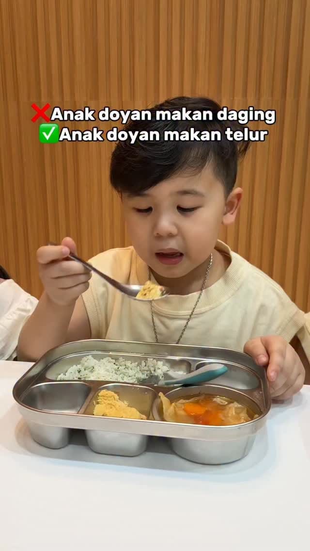 Post 4 by Juni Yuliana on Instagram (video)