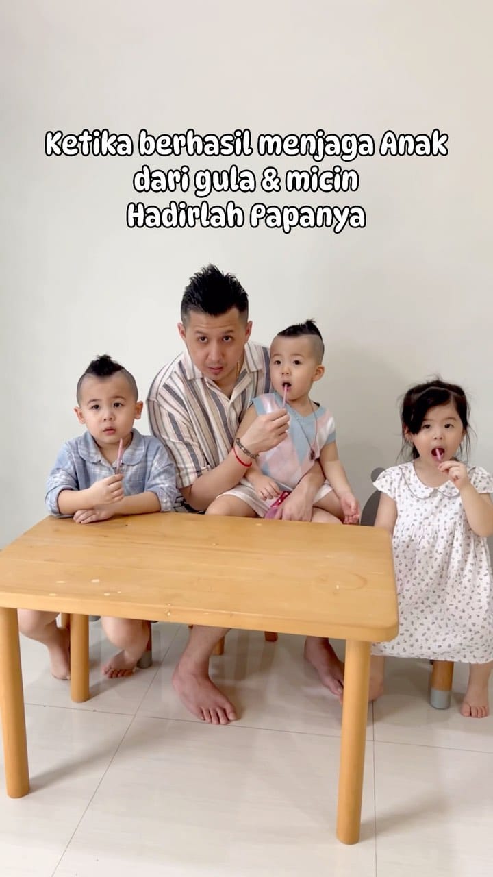 Post 10 by Juni Yuliana on Instagram (video)