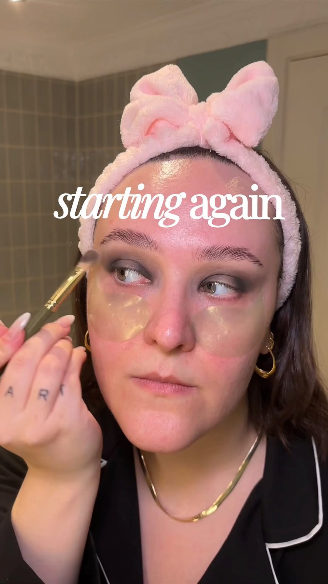 Post 7 by Lucinda Victoria Xanne on Instagram (video)