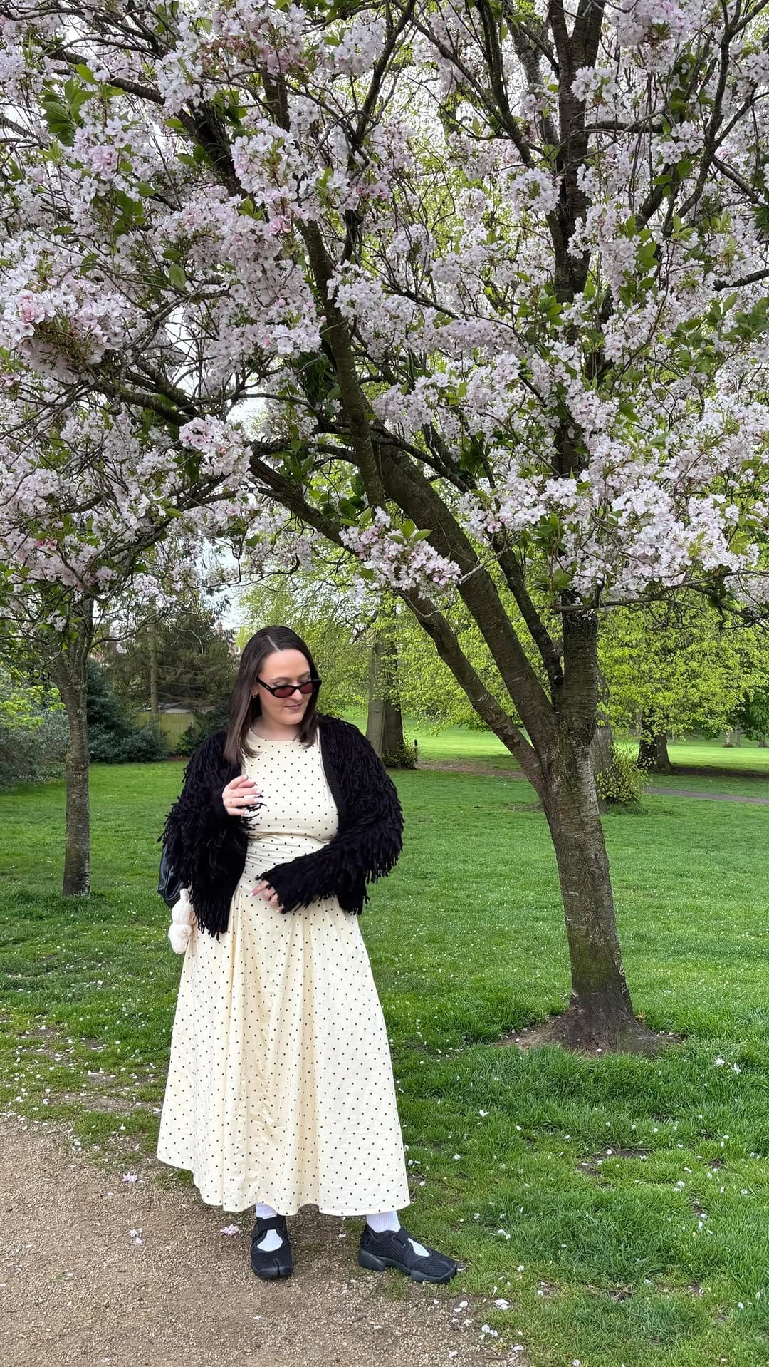 Post 3 by Lucinda Victoria Xanne on Instagram (video)