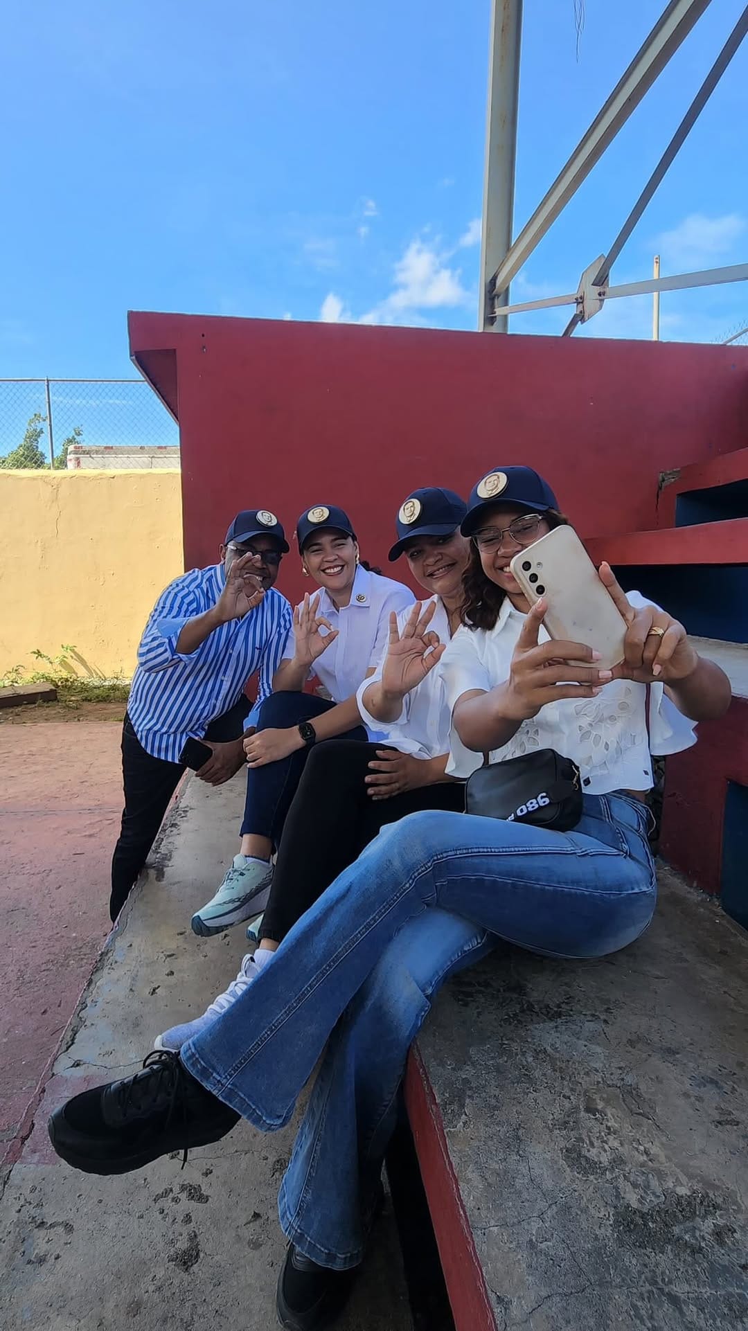 Post 3 by Eglenin Morrison Amador on Instagram (video)