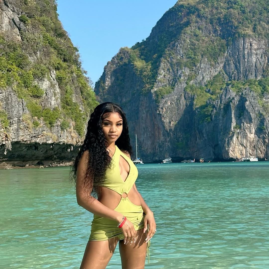 Post 9 by Keke on Instagram (carousel)