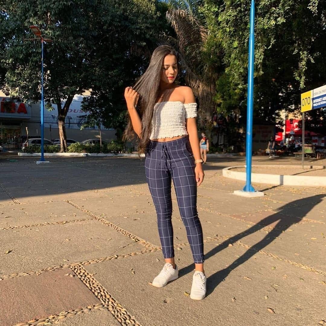 Post 7 by 𝑴𝒐𝒓𝒆𝒏𝒂🔥🦋 on Instagram (carousel)