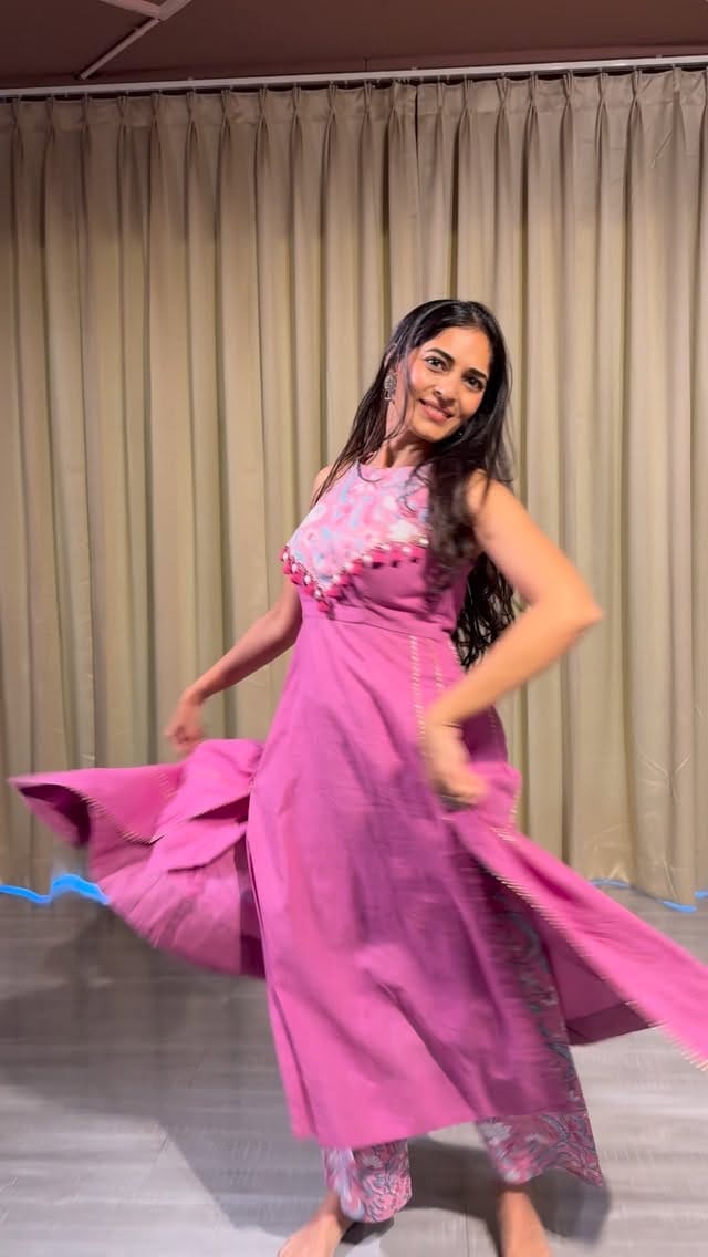 Post 1 by Mitali's dance on Instagram (video)