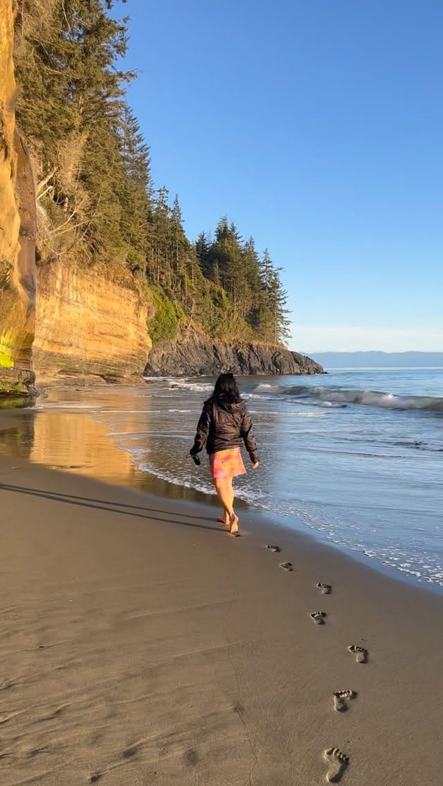 Post 7 by 𝑪𝒂𝒓𝒓𝒊𝒆 🐚 Victoria BC ~ UGC creator on Instagram (video)