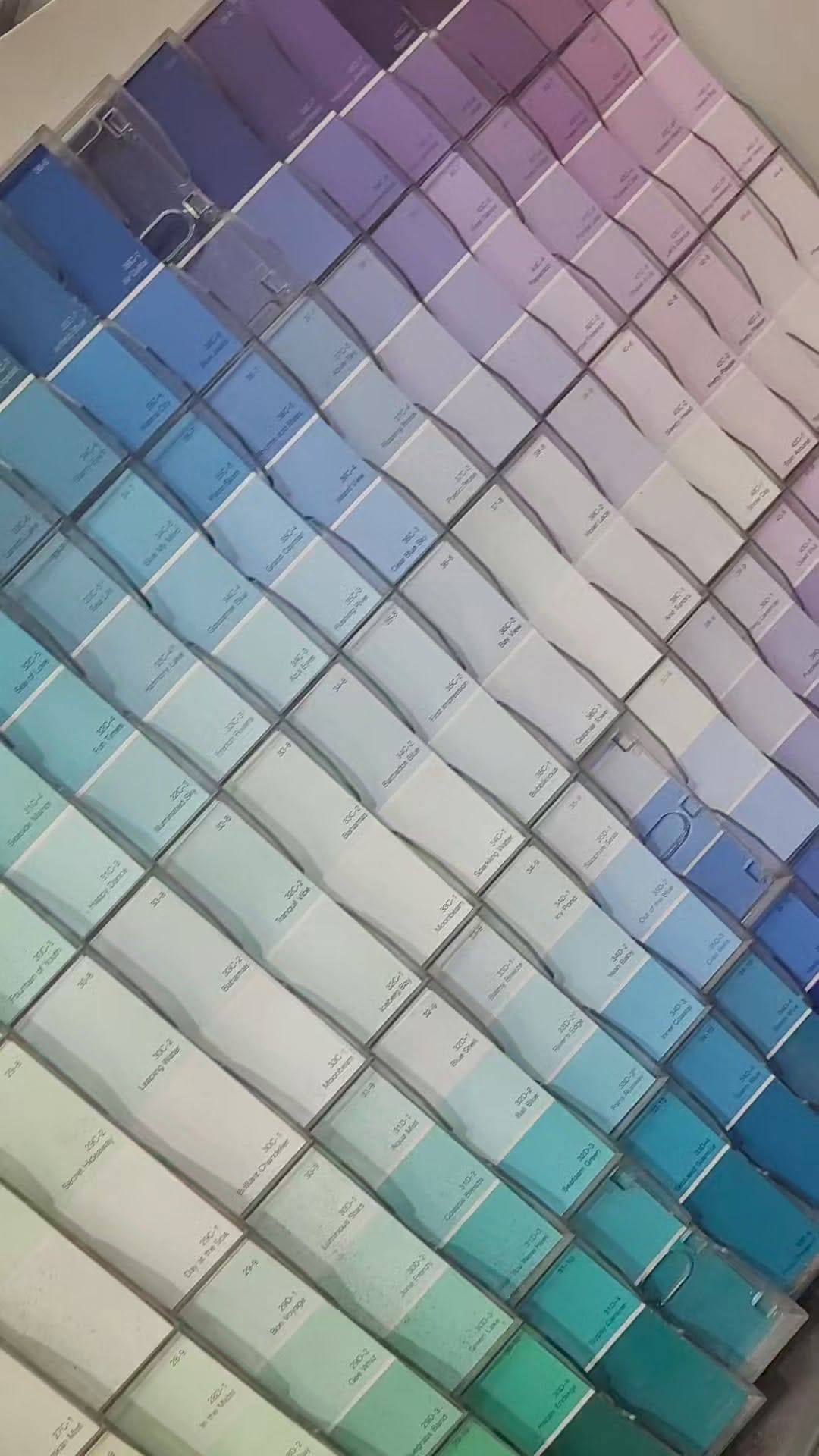 Post 10 by FARREN (artist) on Instagram (video)