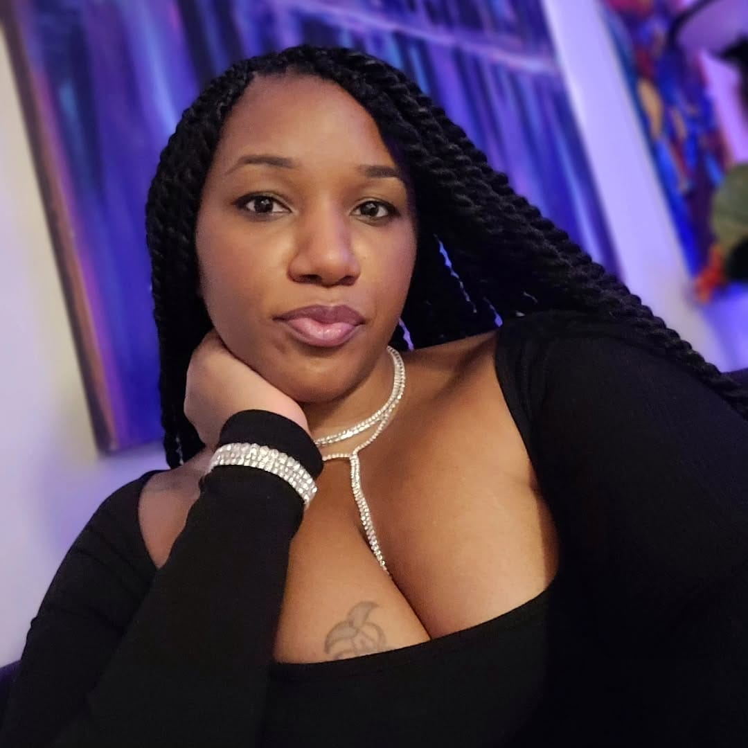 Post 7 by FARREN (artist) on Instagram (carousel)