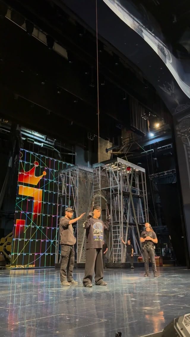Post 4 by Sebastian Vallejos on Instagram (video)