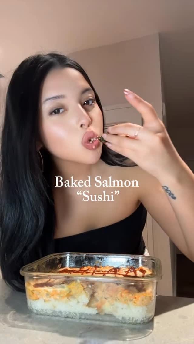 Post 6 by SHAKIRA VICTORIA ♡ on Instagram (video)