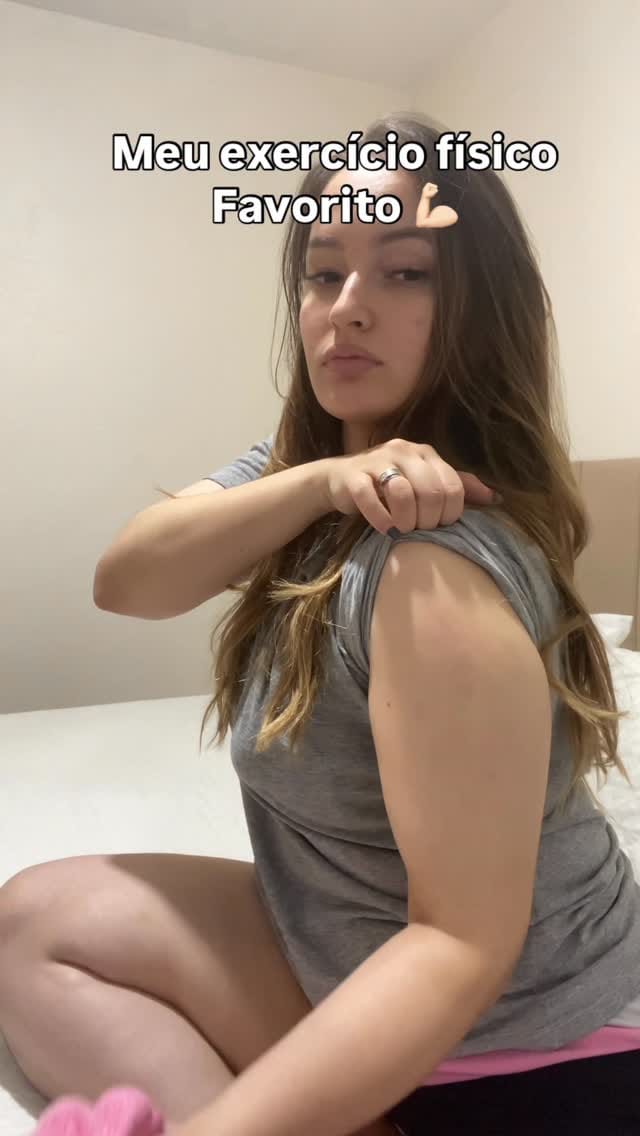 Post 8 by Victória  Queiroz on Instagram (video)