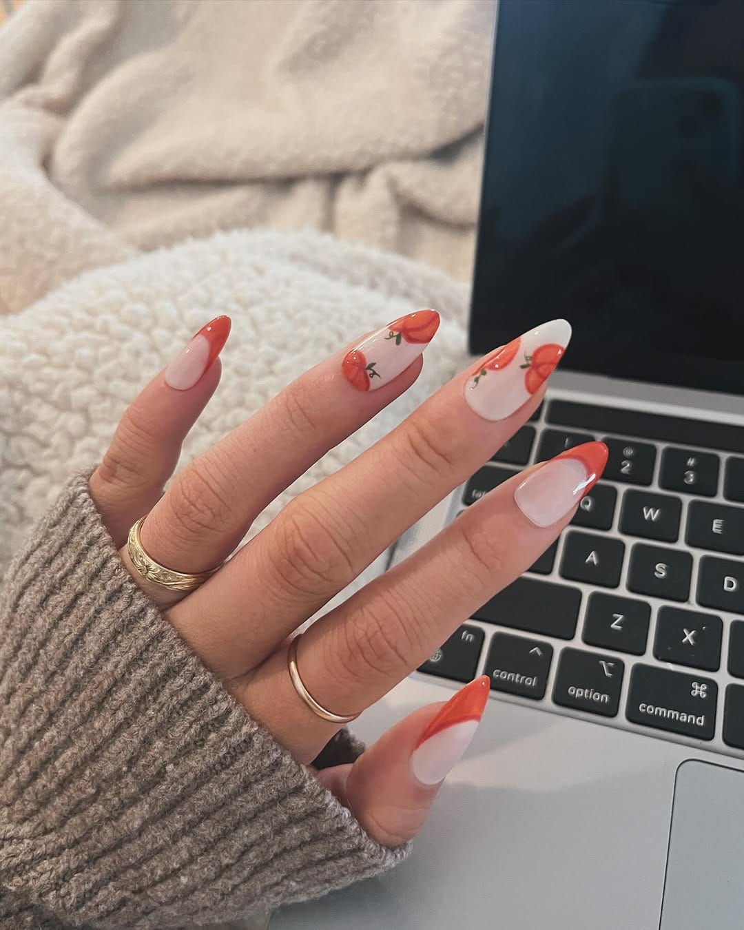 Post 1 by Jennie | nail art tutorials on Instagram (carousel)