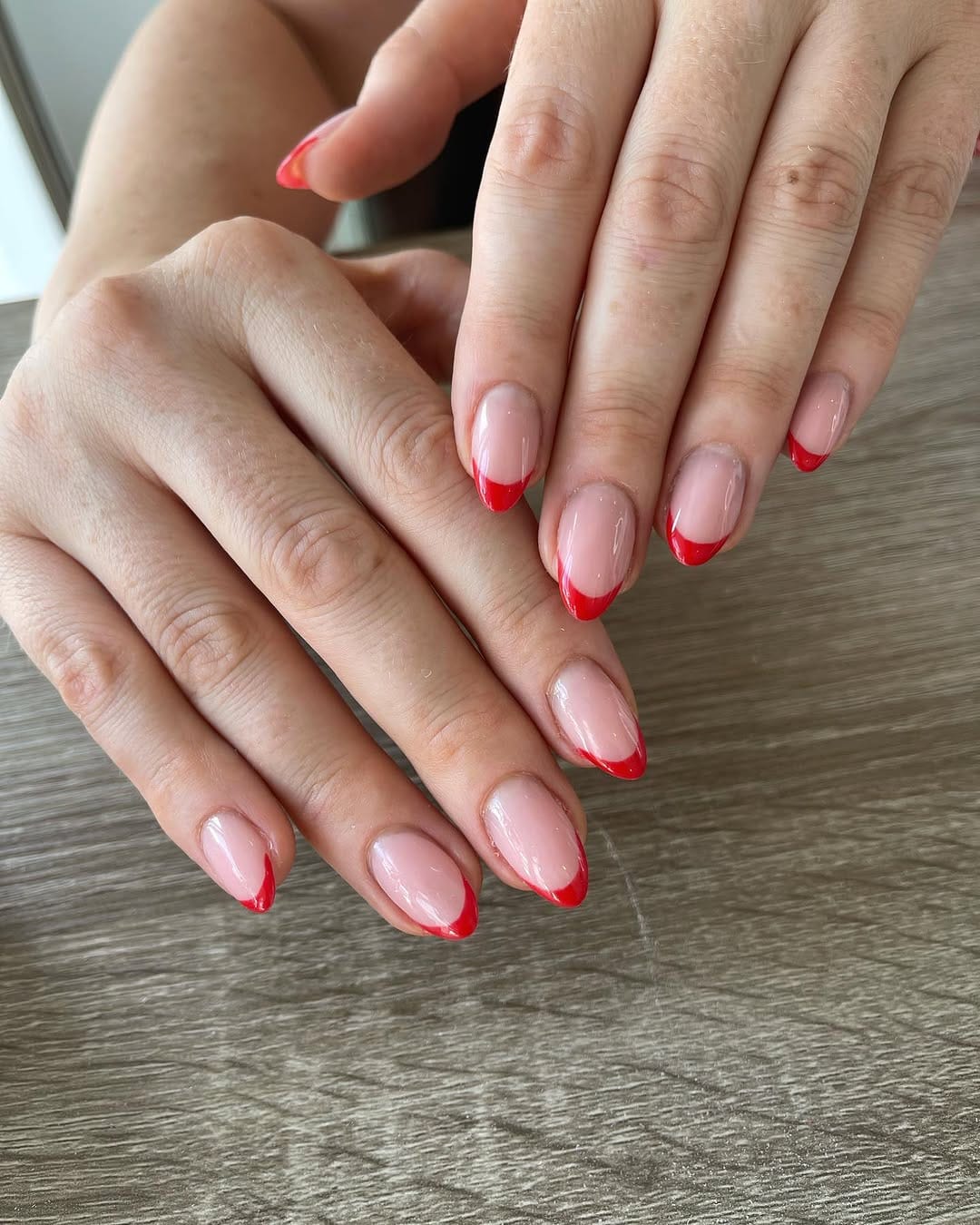Post 9 by Besarta Nails & Beauty on Instagram (image)