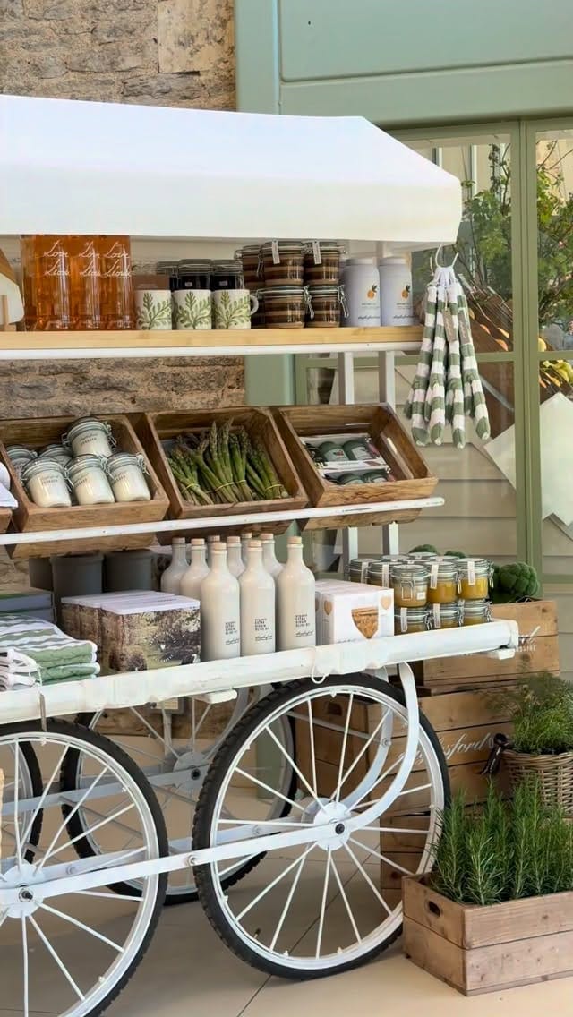 Post 2 by Daylesford Cookery School on Instagram (video)