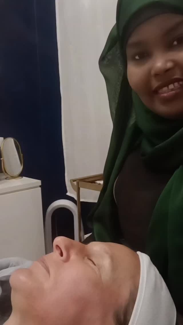 Post 2 by LA LUNA ESTHETICS on Instagram (video)