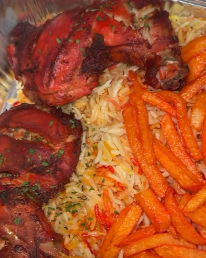 Post 5 by HOOYOS KITCHEN ‼️🇸🇴 on Instagram (carousel)