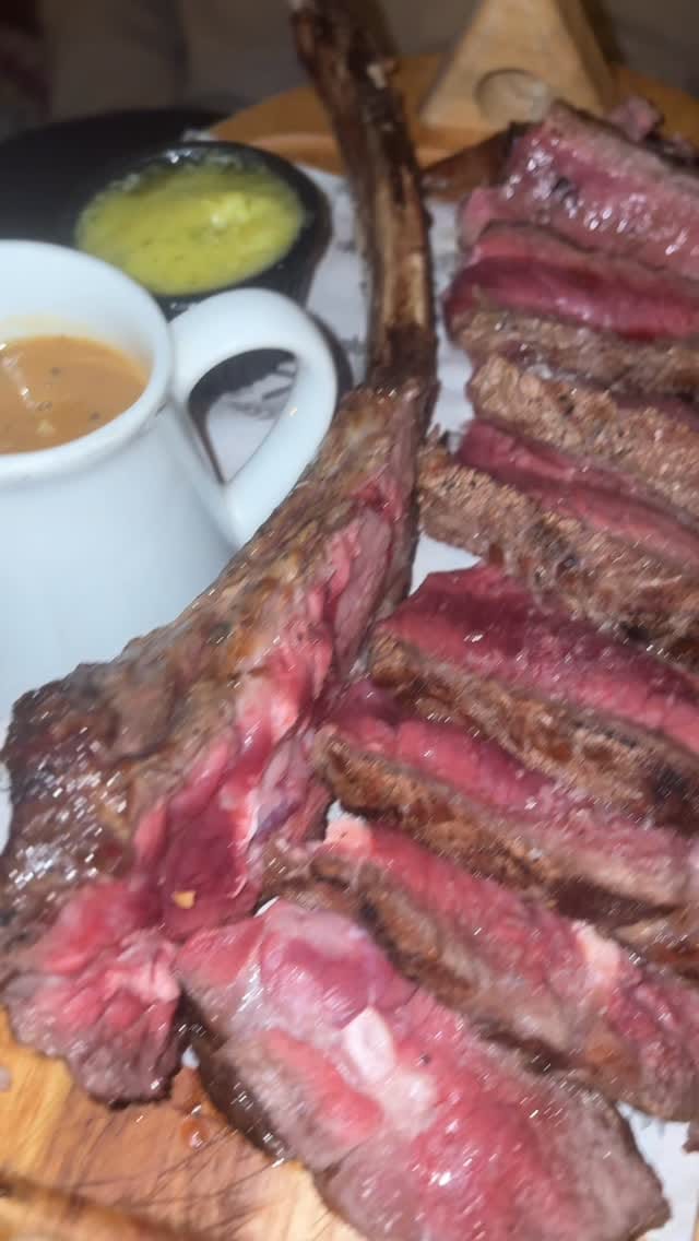 Post 1 by OXFORDSHIRE FOODIES on Instagram (video)