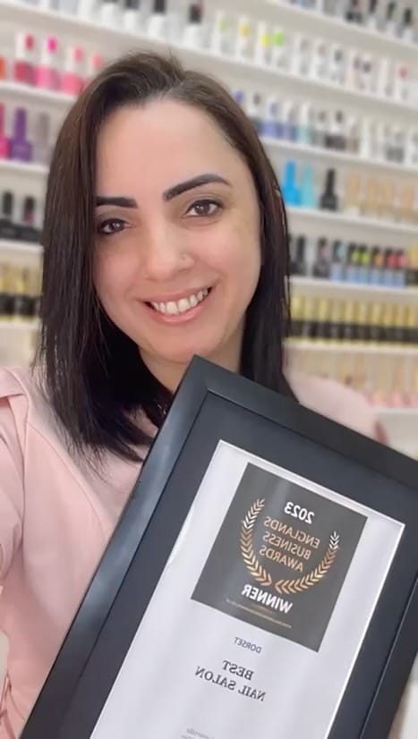 Post 10 by Escola Plenitude | Cursos de Estética e Beleza - presenciais on Instagram (video)