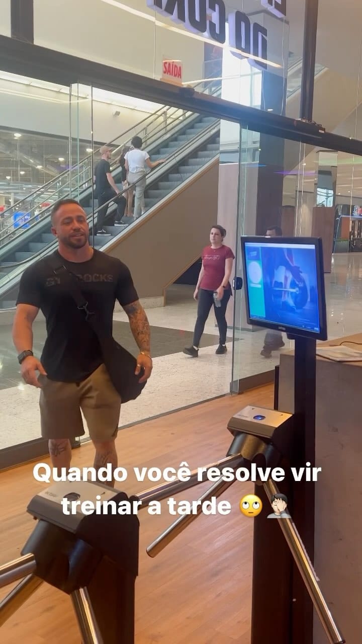 Post 9 by Emagrecimento e definição on Instagram (video)