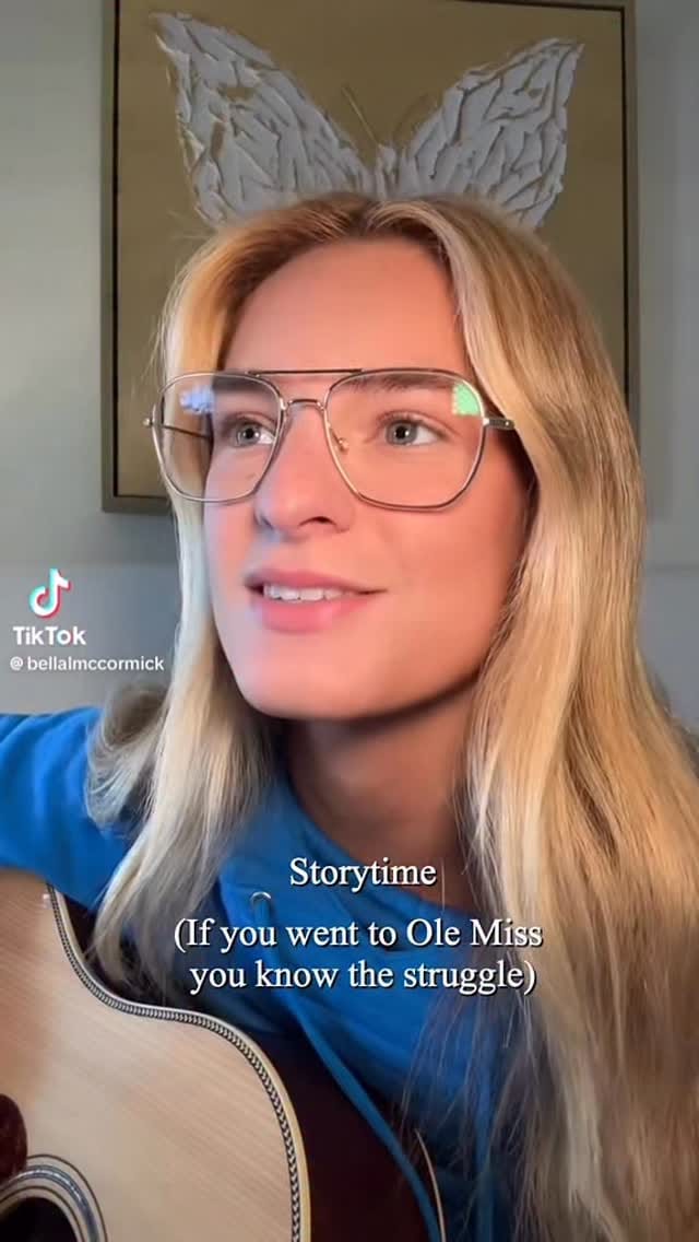 Post 4 by Caffecitos on Instagram (video)