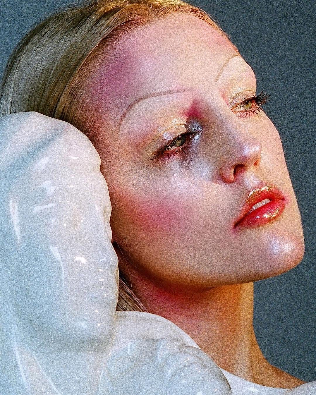 Post 10 by MILA VICTORIA | MAKEUP ARTIST on Instagram (image)