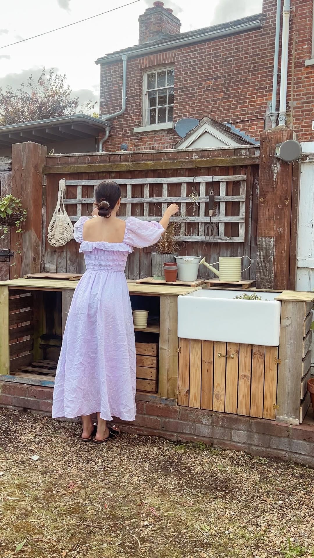 Post 7 by Leanne Lim-Walker on Instagram (video)