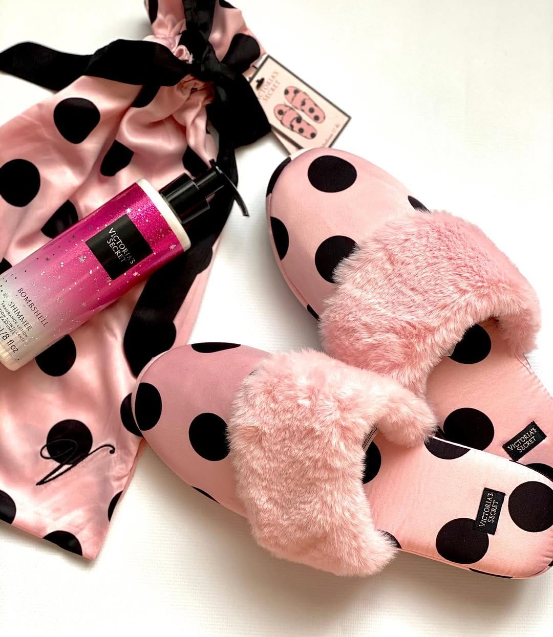 Post 3 by Vanillashop🛍 on Instagram (image)