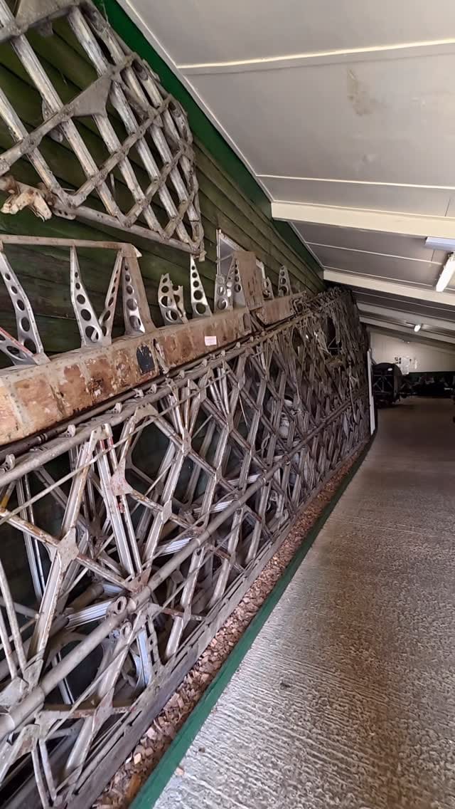 Post 7 by Colin Green on Instagram (video)