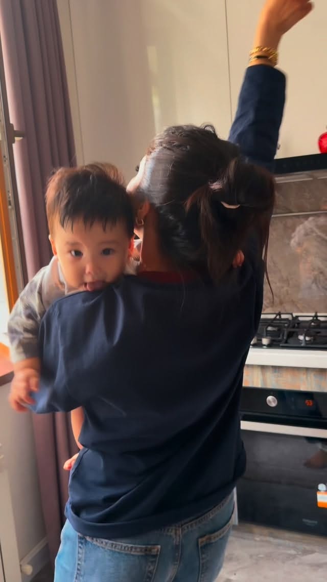 Post 4 by ❣️𝑉𝑖𝑐𝑡𝑜𝑟𝑖𝑎 𝑆ℎ𝑎ℎ𝑛𝑜𝑧𝑎❣️ on Instagram (video)