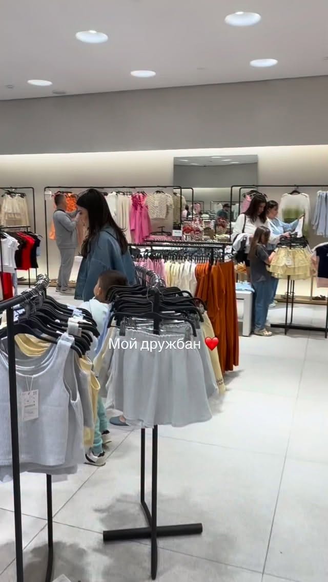 Post 9 by ❣️𝑉𝑖𝑐𝑡𝑜𝑟𝑖𝑎 𝑆ℎ𝑎ℎ𝑛𝑜𝑧𝑎❣️ on Instagram (video)