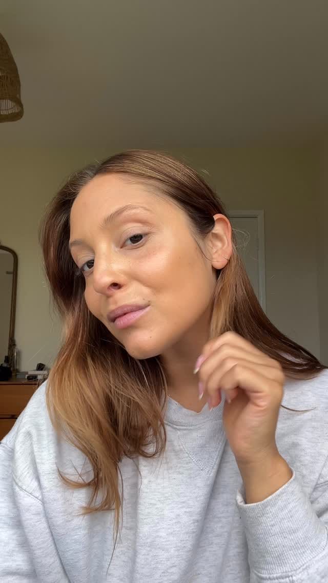 Post 4 by Christina Victoria on Instagram (video)